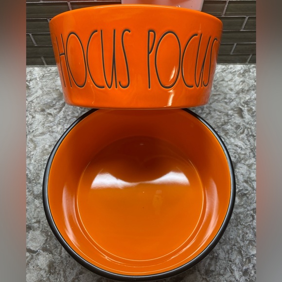 Spooky Rae Dunn Dog Bowls - Picture 3 of 4